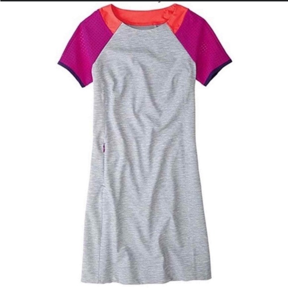 Title nine Dresses & Skirts - Title Nine Gray Top with Pink and Purple Accents